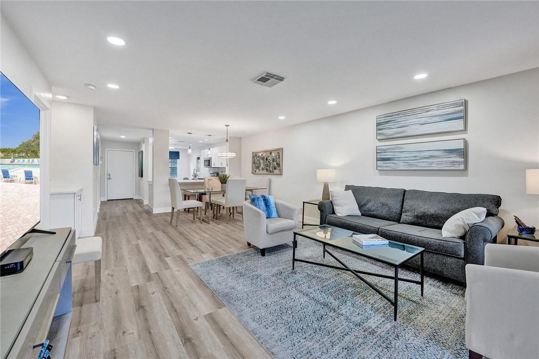 SOUTHPORT AT HUNTERS RUN - Residential
