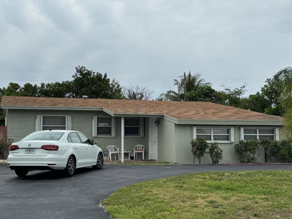 Photo of 441 NE 43rd Street, Boca Raton, FL 33431 (MLS # R11075240)