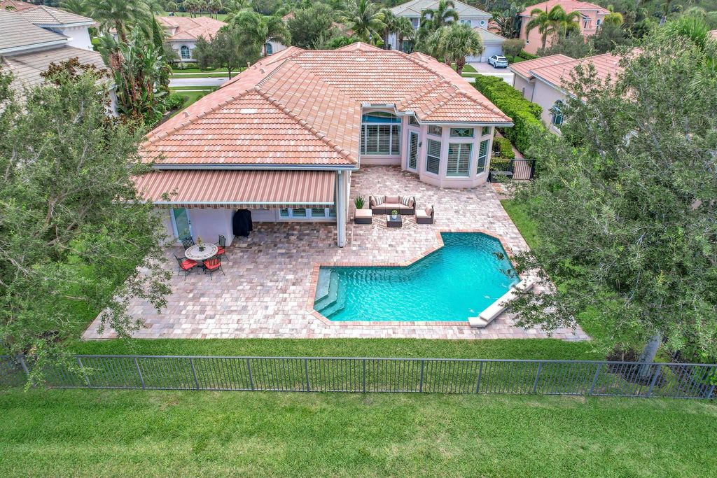 Photo of 210 Sonata Drive, Jupiter, FL 33478 (MLS # R11108521)