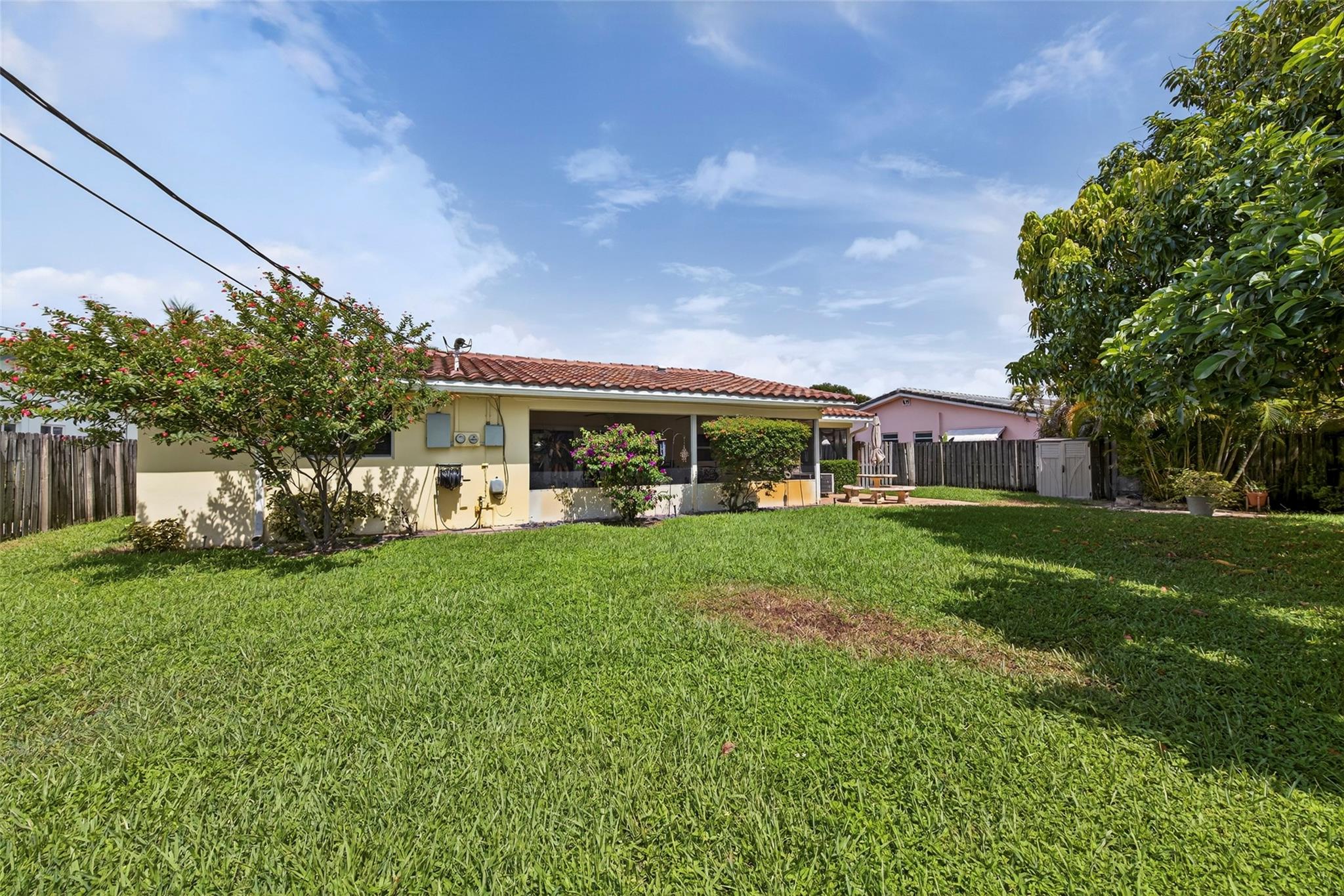 5340 NE 17th Ter