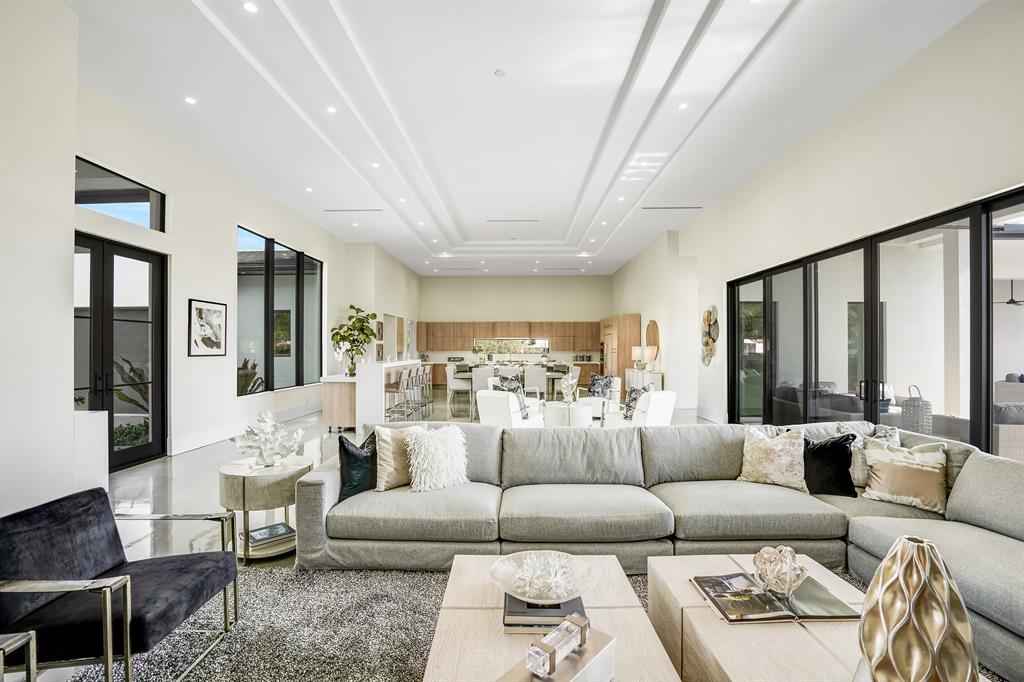 PRESIDENT COUNTRY CLUB 4 - Residential