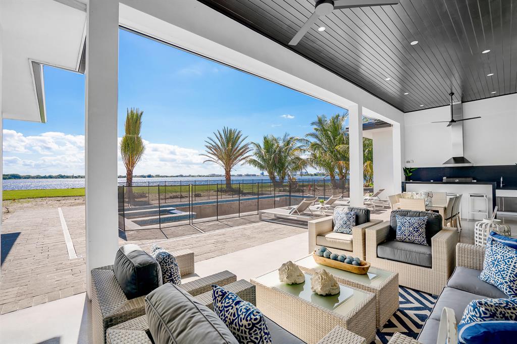 PRESIDENT COUNTRY CLUB 4 - Residential