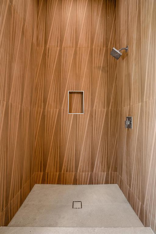 PRESIDENT COUNTRY CLUB 4 - Residential