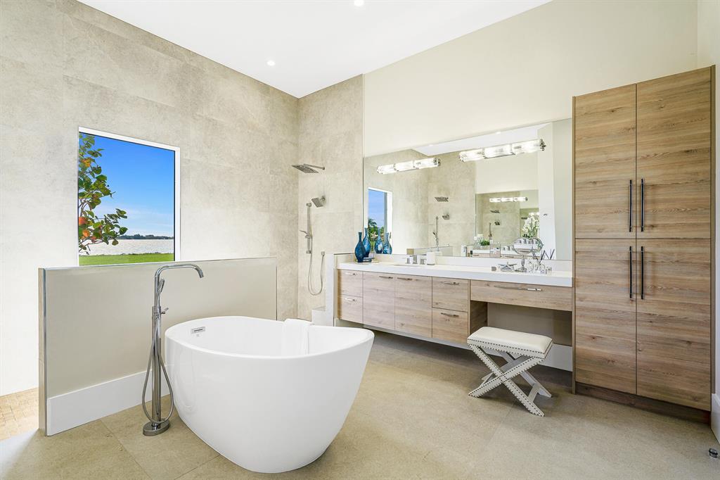 PRESIDENT COUNTRY CLUB 4 - Residential