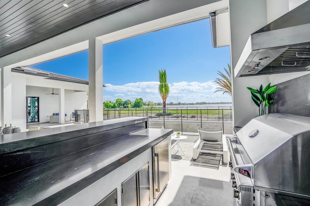 PRESIDENT COUNTRY CLUB 4 - Residential