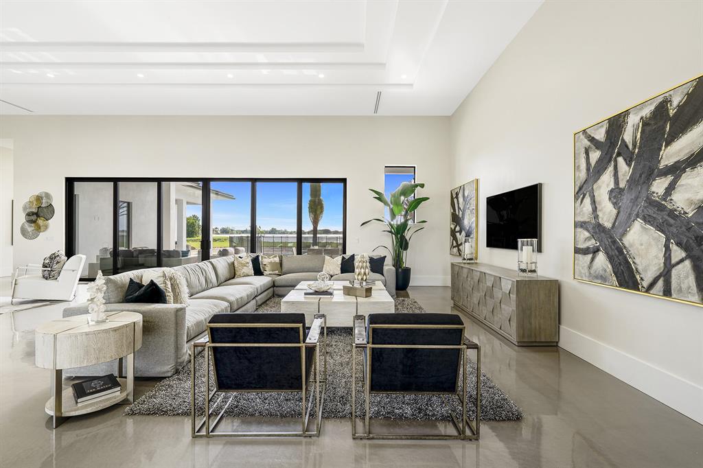 PRESIDENT COUNTRY CLUB 4 - Residential