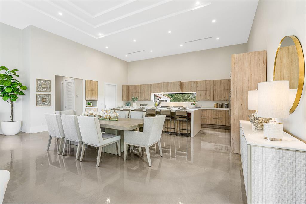 PRESIDENT COUNTRY CLUB 4 - Residential