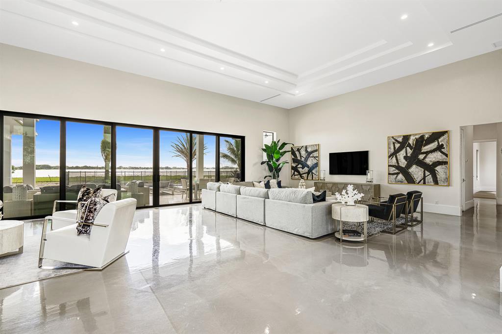 PRESIDENT COUNTRY CLUB 4 - Residential