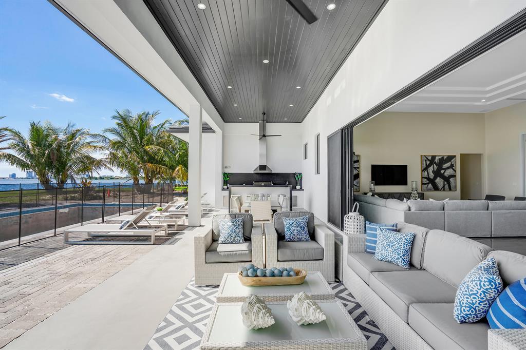 PRESIDENT COUNTRY CLUB 4 - Residential