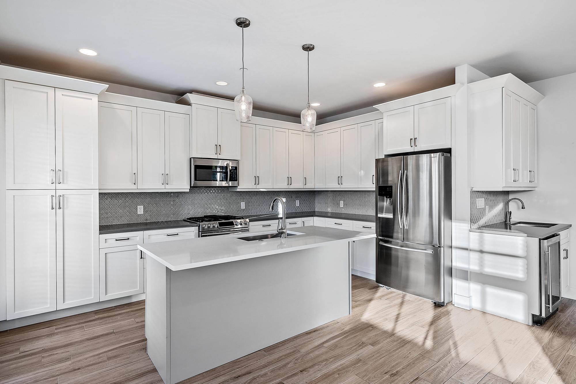 BELLA VILLAGGIO CONDO - Residential Lease