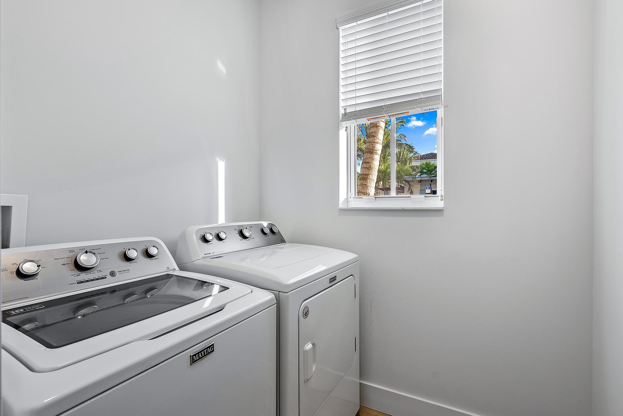BELLA VILLAGGIO CONDO - Residential Lease