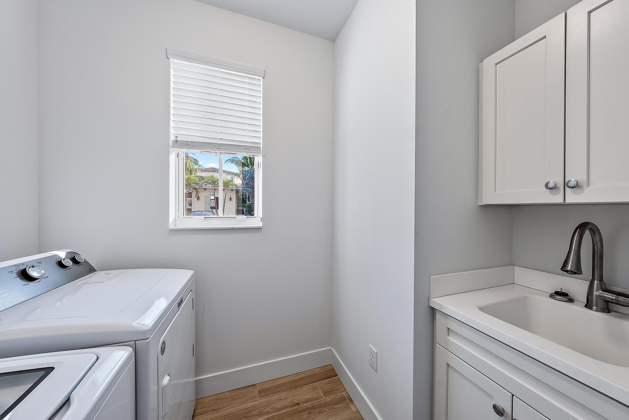 BELLA VILLAGGIO CONDO - Residential Lease