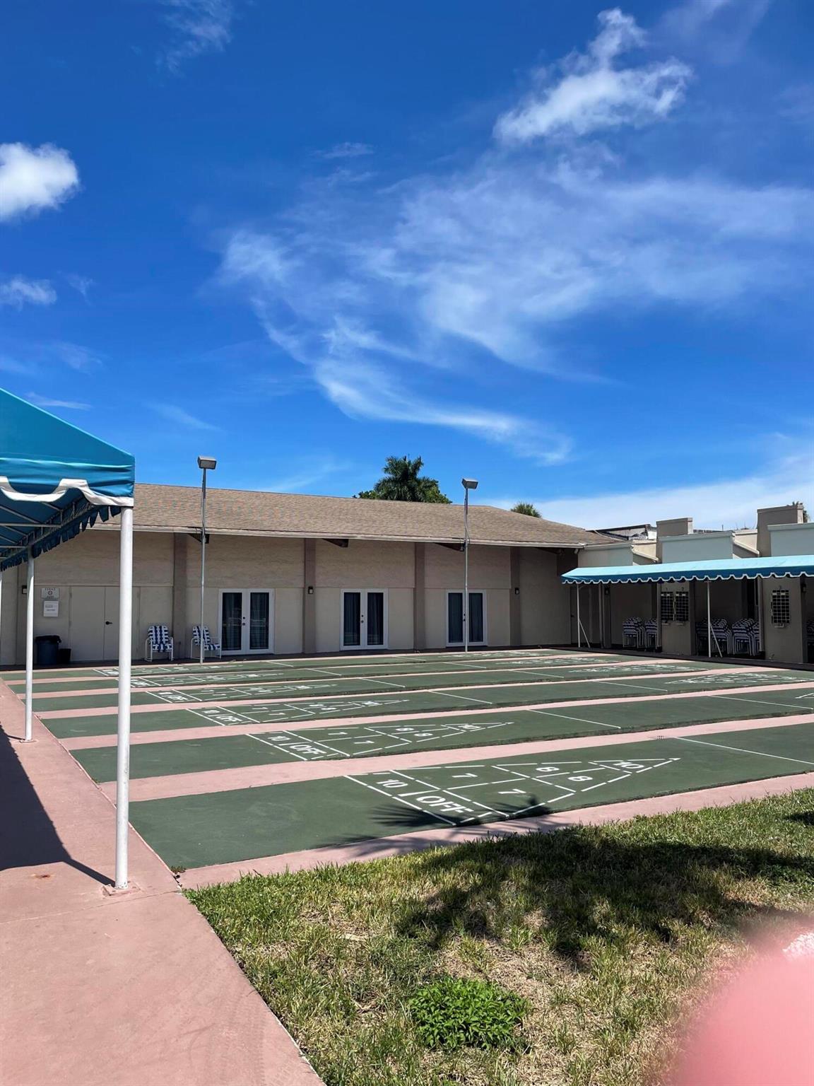 Lakeside Village - Residential Lease