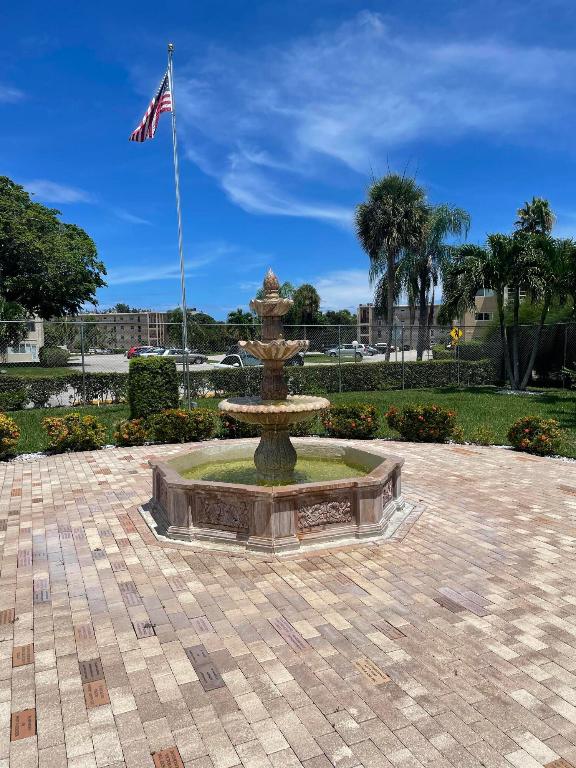 Lakeside Village - Residential Lease