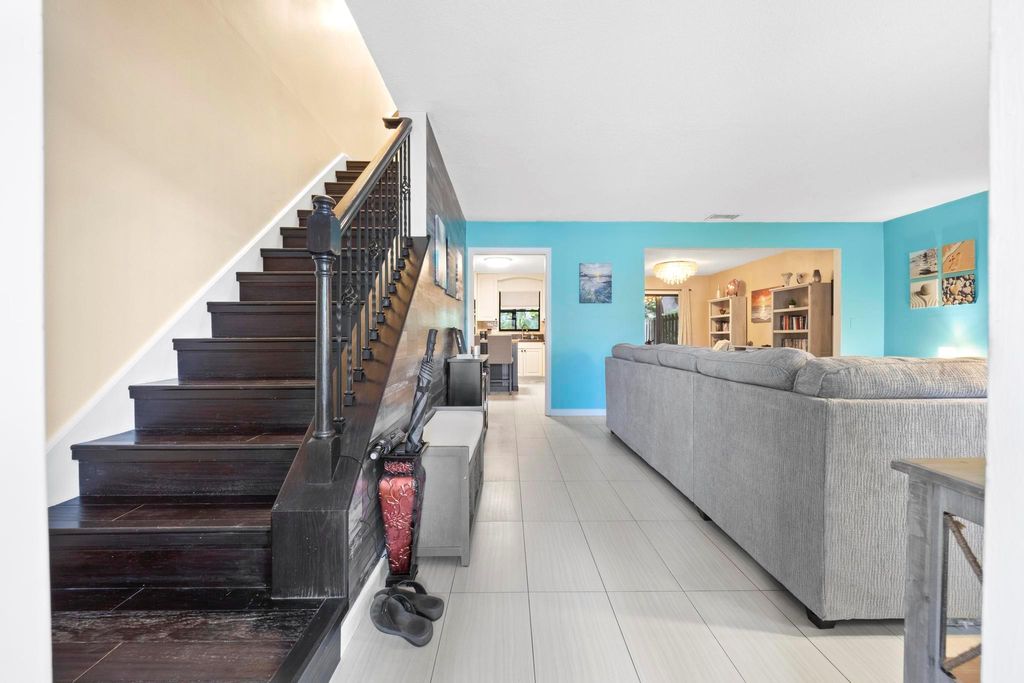 Photo of 1088 Raintree Drive, Palm Beach Gardens, FL 33410 (MLS # F10447147)