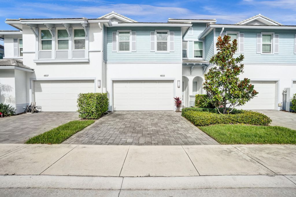 Photo of 4833 Pointe Midtown Road, Palm Beach Gardens, FL 33418 (MLS # R10992041)