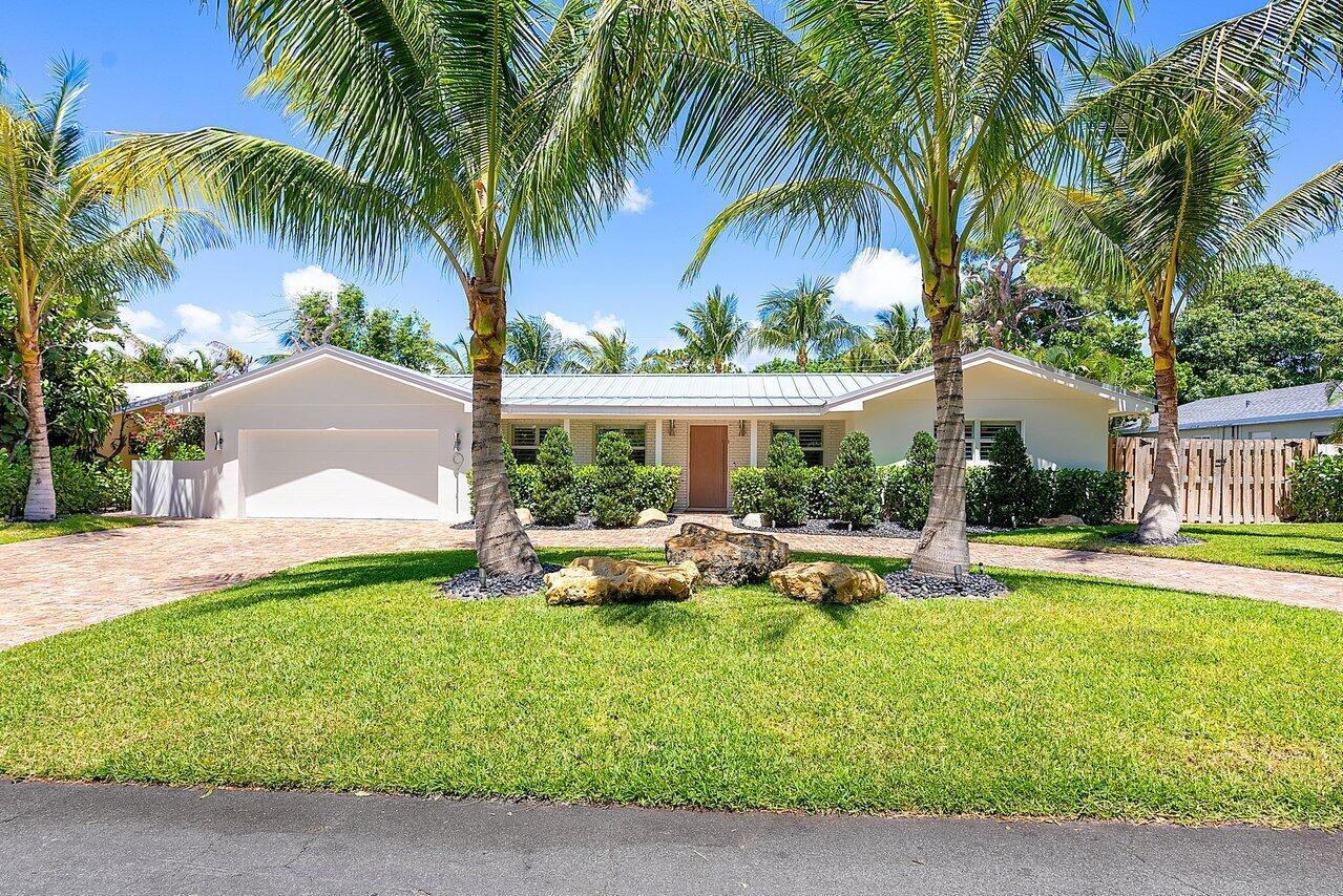 911 SW 27 Terrace