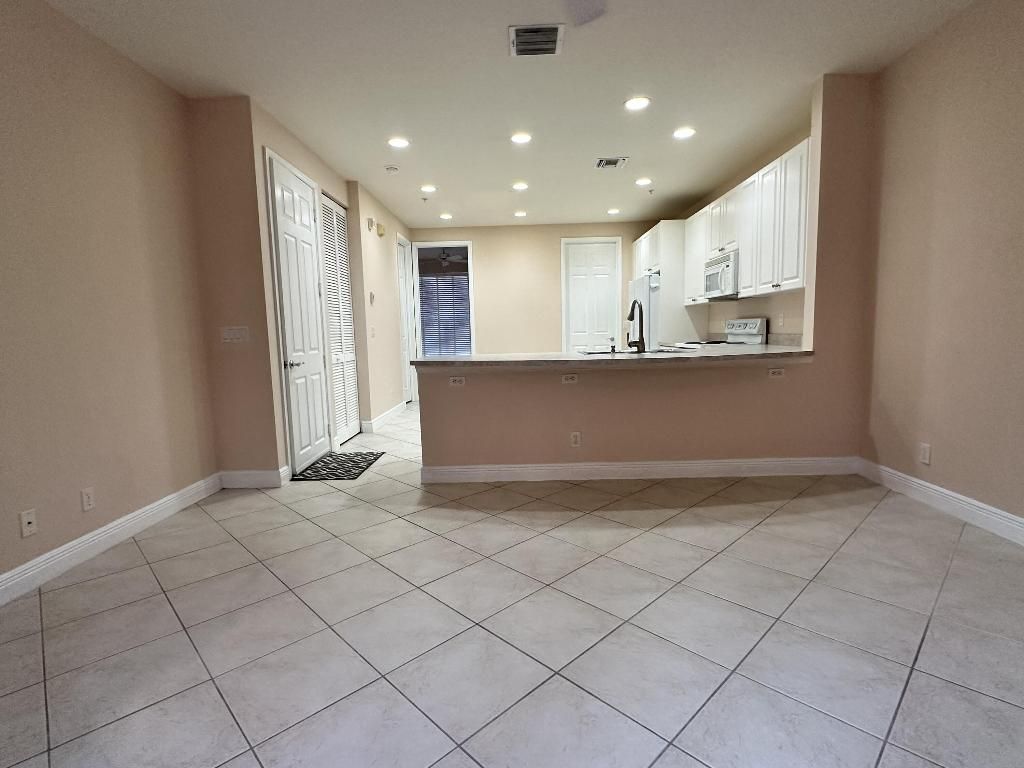 Photo of 155 W Indian Crossing Circle, Jupiter, FL 33458 (MLS # R10951553)