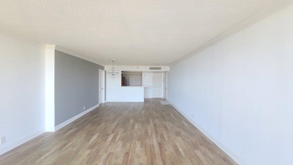 2425 Presidential Way 1903