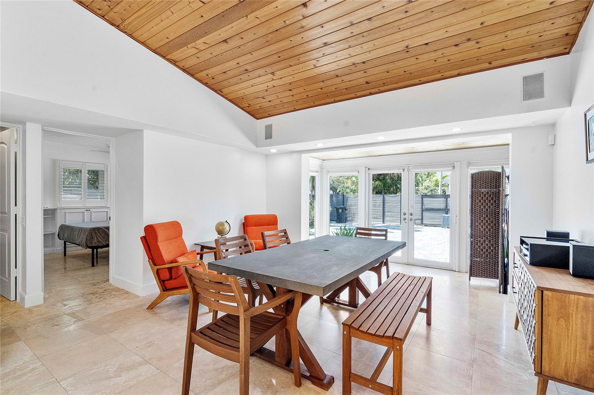 Riverside Add Amd 1-13 B - Residential Lease