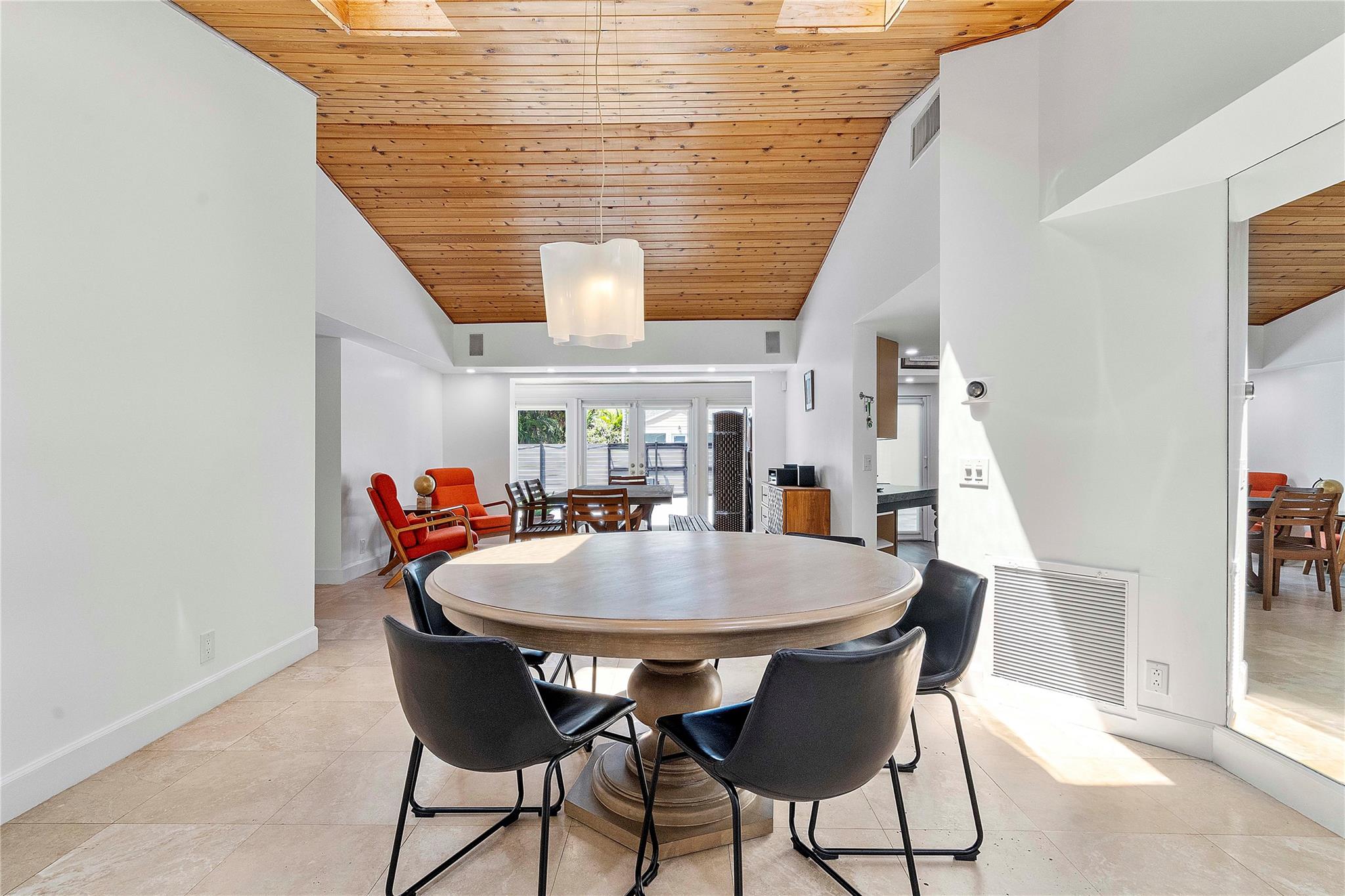 Riverside Add Amd 1-13 B - Residential Lease