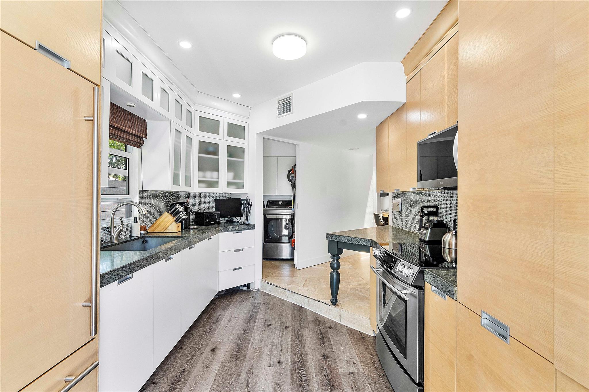 Riverside Add Amd 1-13 B - Residential Lease