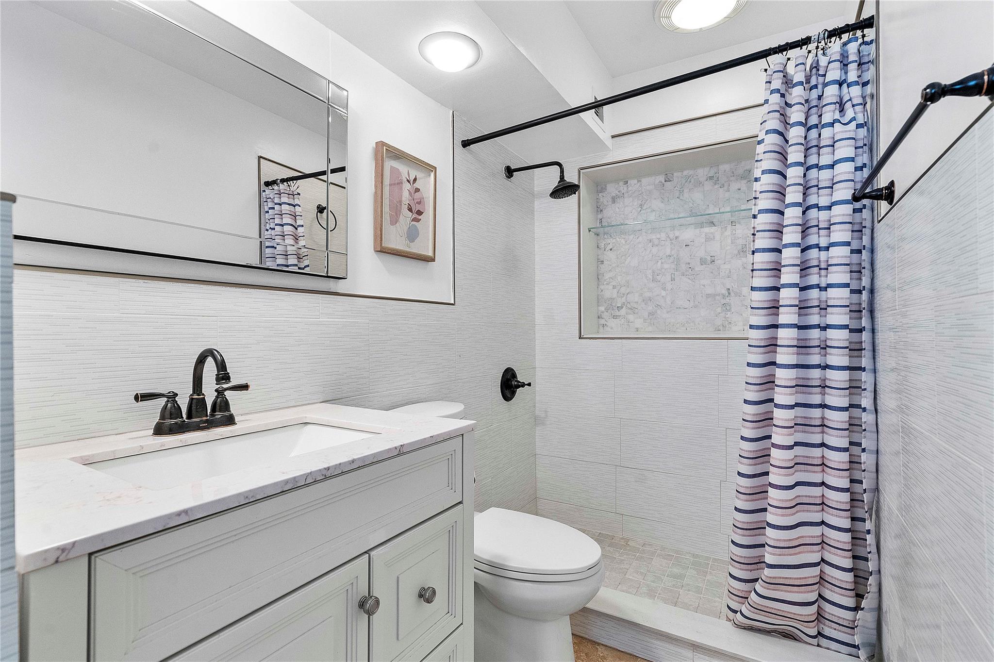 Riverside Add Amd 1-13 B - Residential Lease