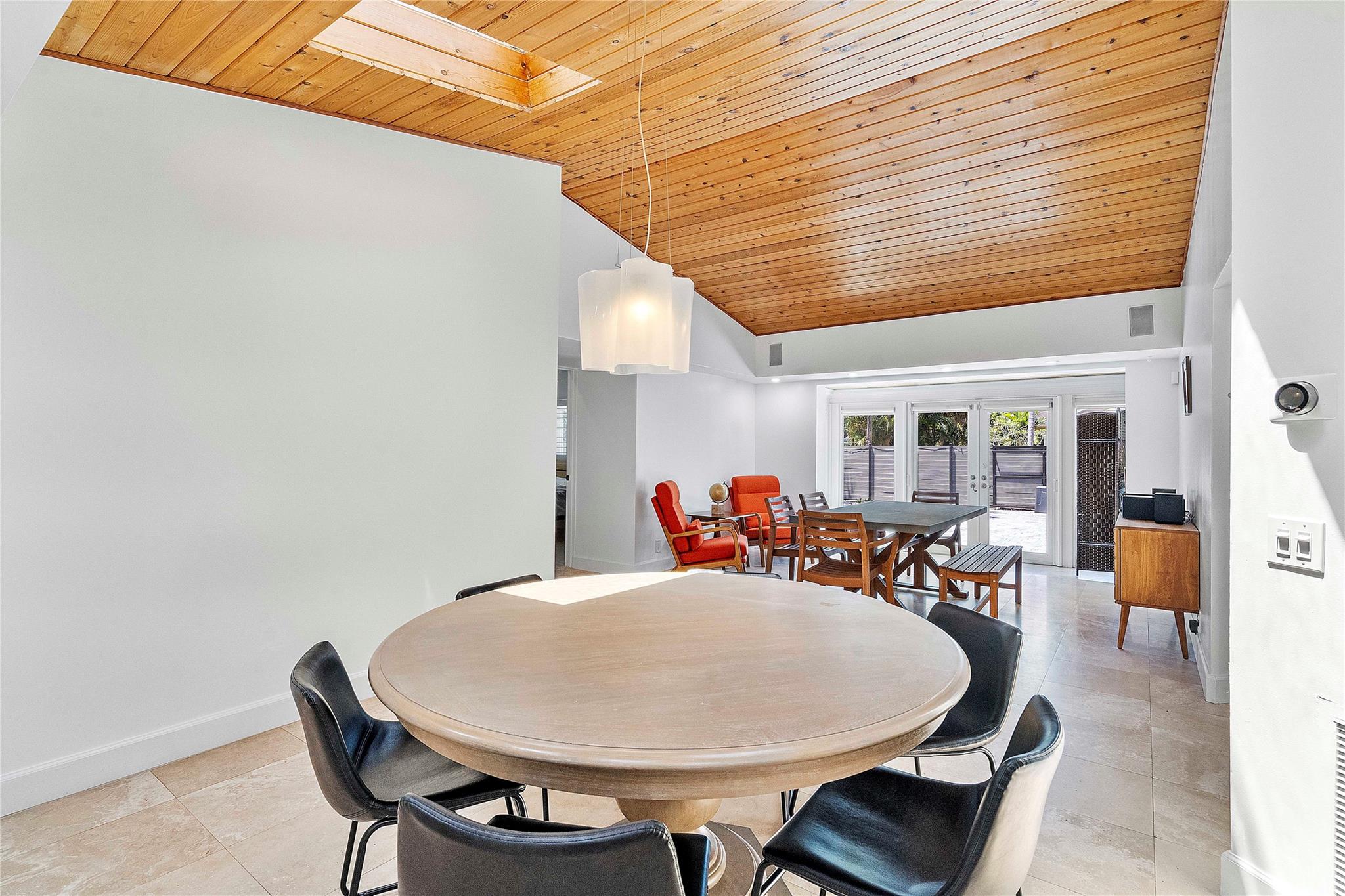 Riverside Add Amd 1-13 B - Residential Lease