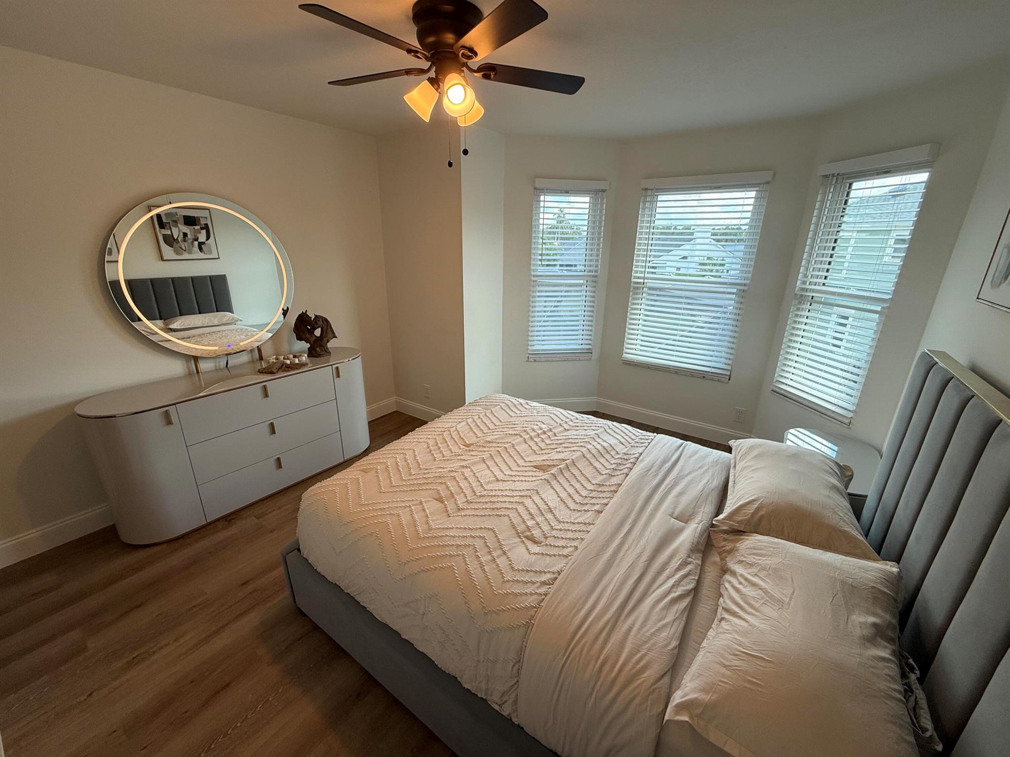 GREENVIEW SHORES 2 OF WEL - Residential Lease