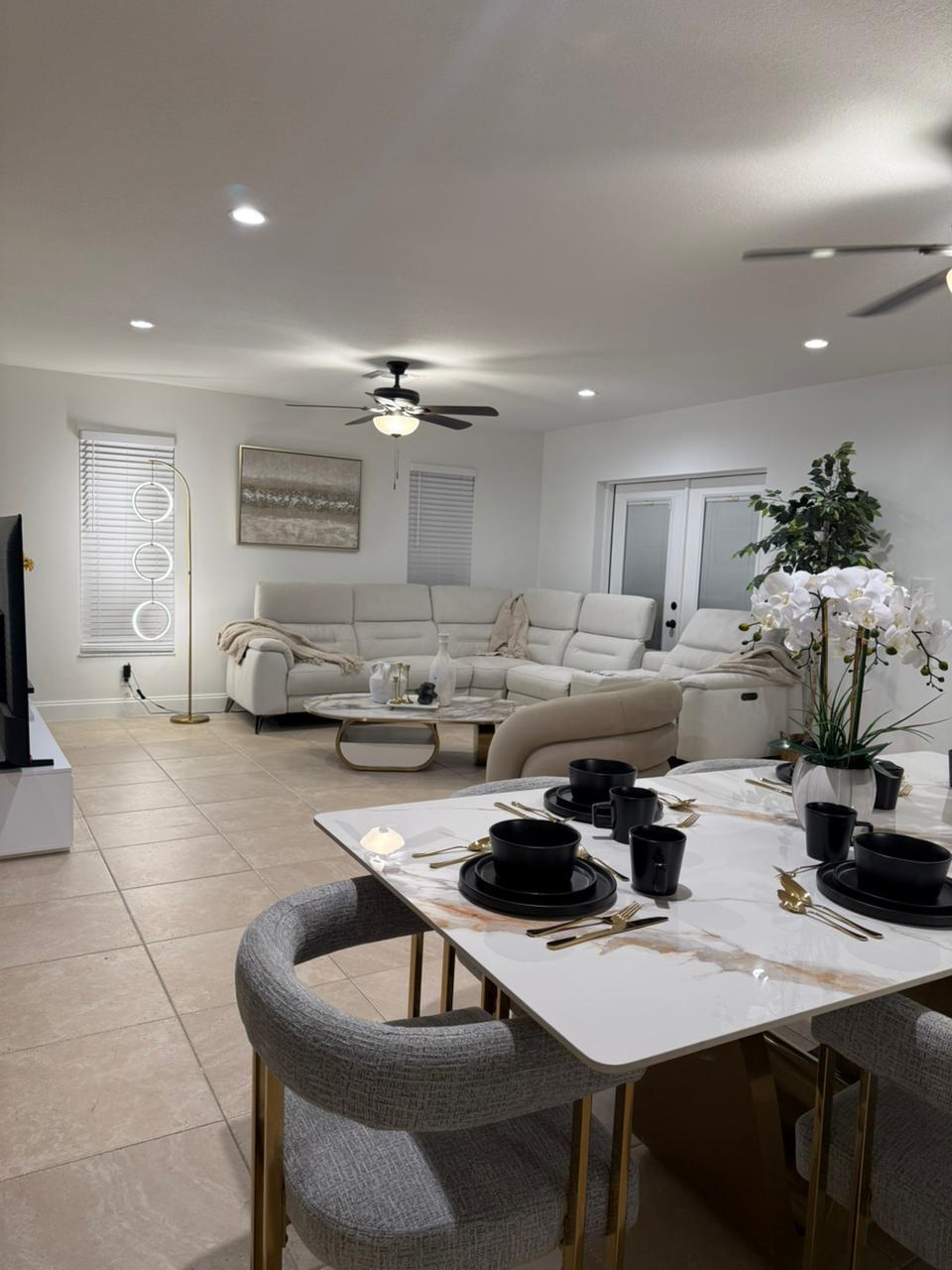 GREENVIEW SHORES 2 OF WEL - Residential Lease