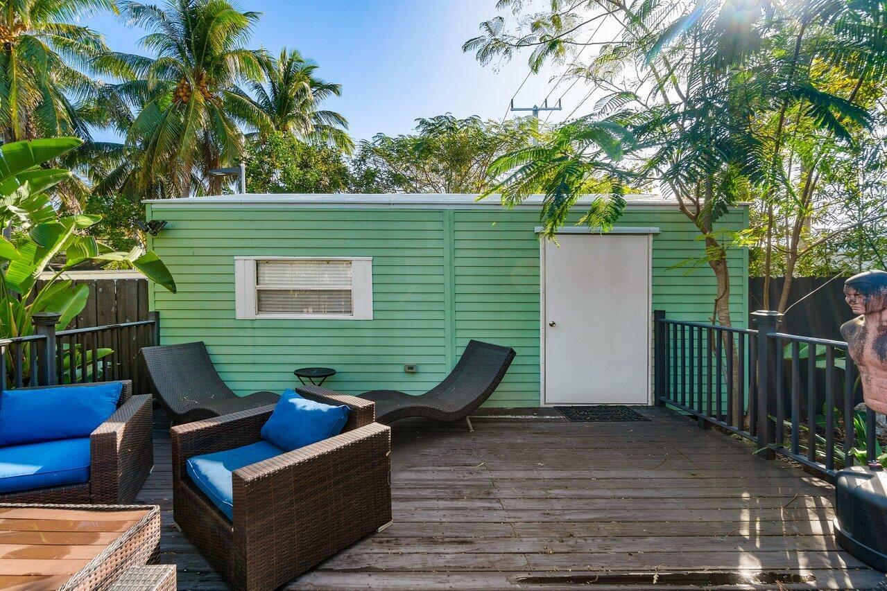 COUNTRY CLUB VILLAGE SEC A - Residential