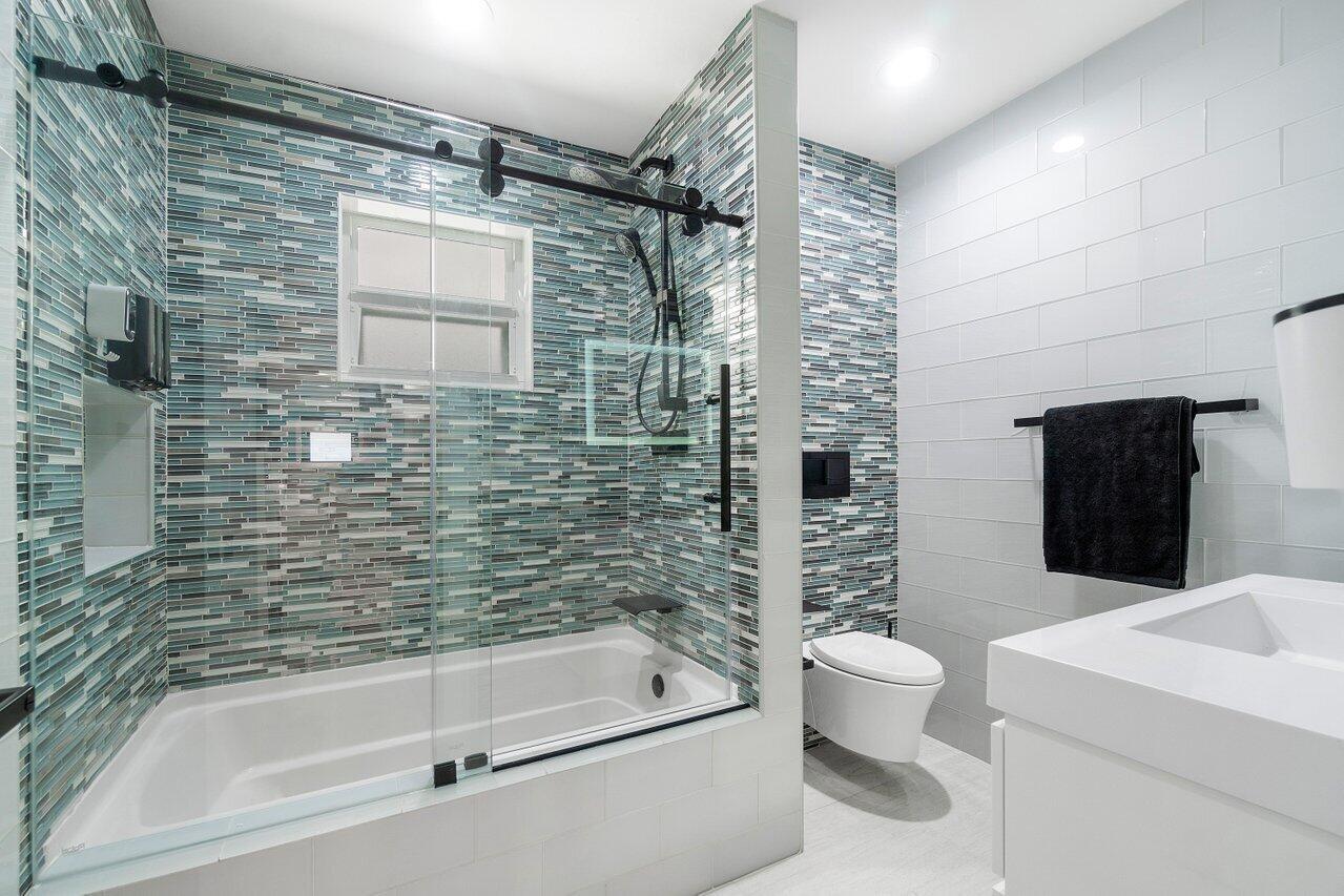 COUNTRY CLUB VILLAGE SEC A - Residential