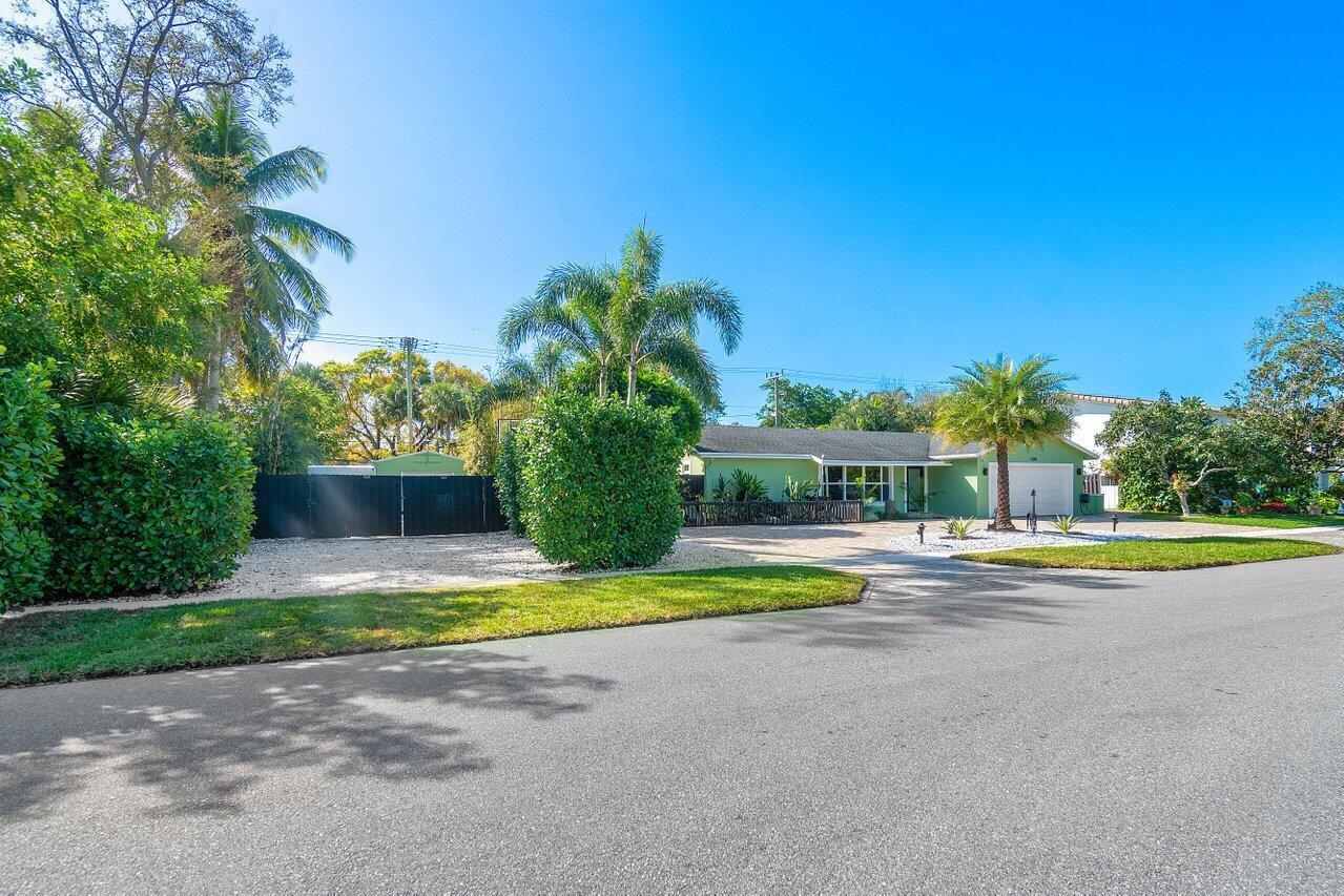 COUNTRY CLUB VILLAGE SEC A - Residential