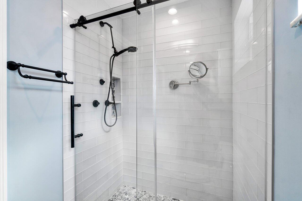 COUNTRY CLUB VILLAGE SEC A - Residential