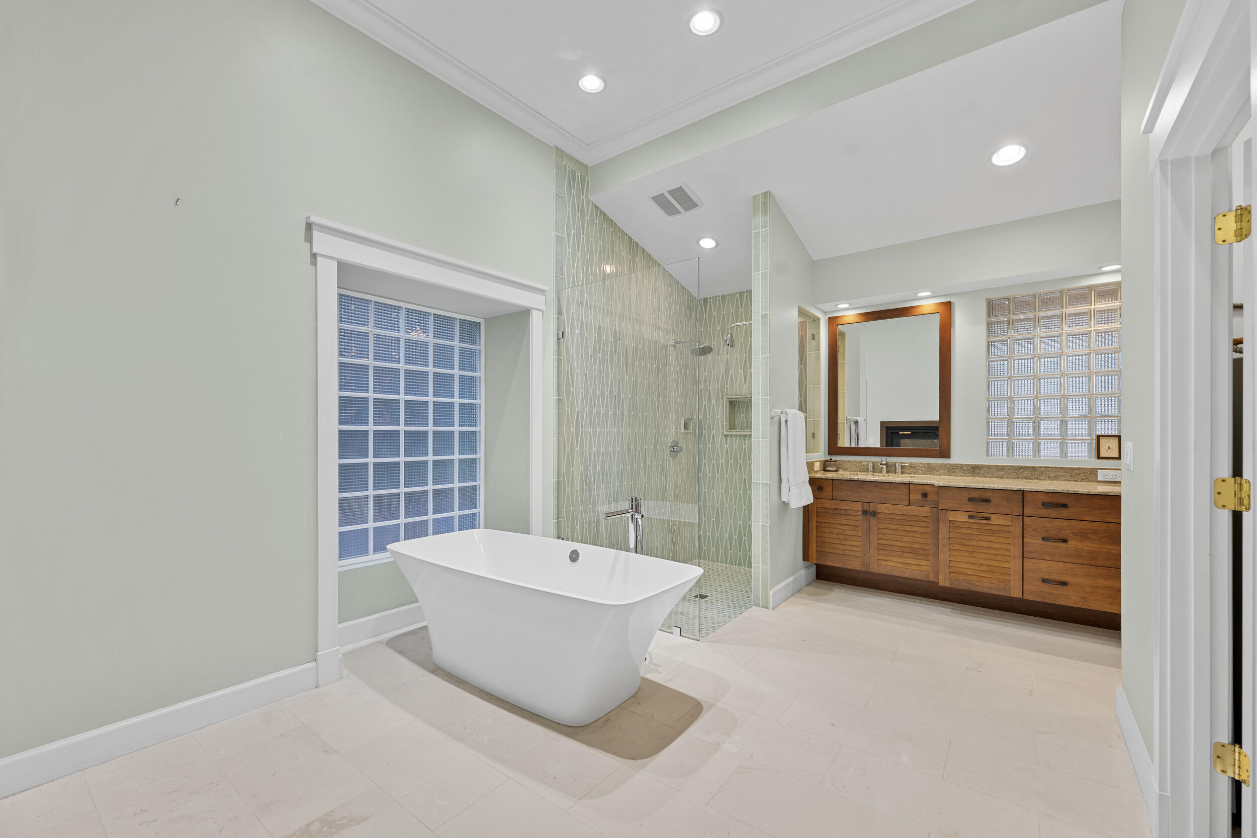 CACHE CAY SUBDIVISION - Residential