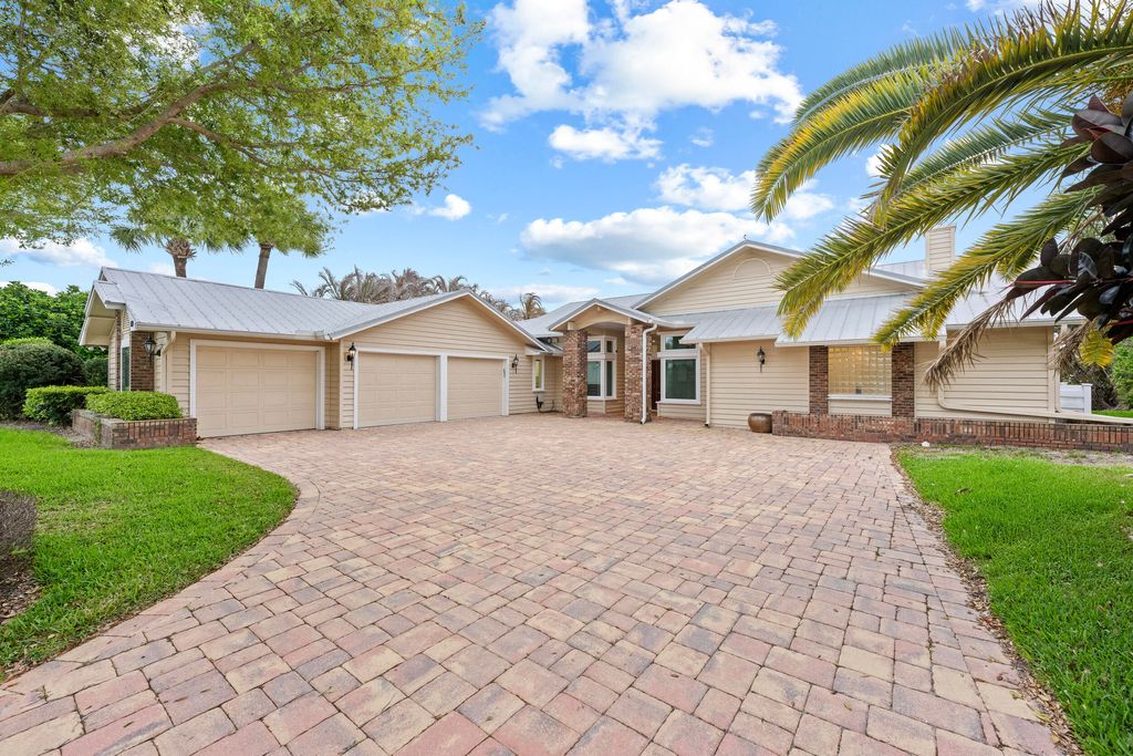 Photo of 69 Cache Cay Drive, Vero Beach, FL 32963 (MLS # B26004680)