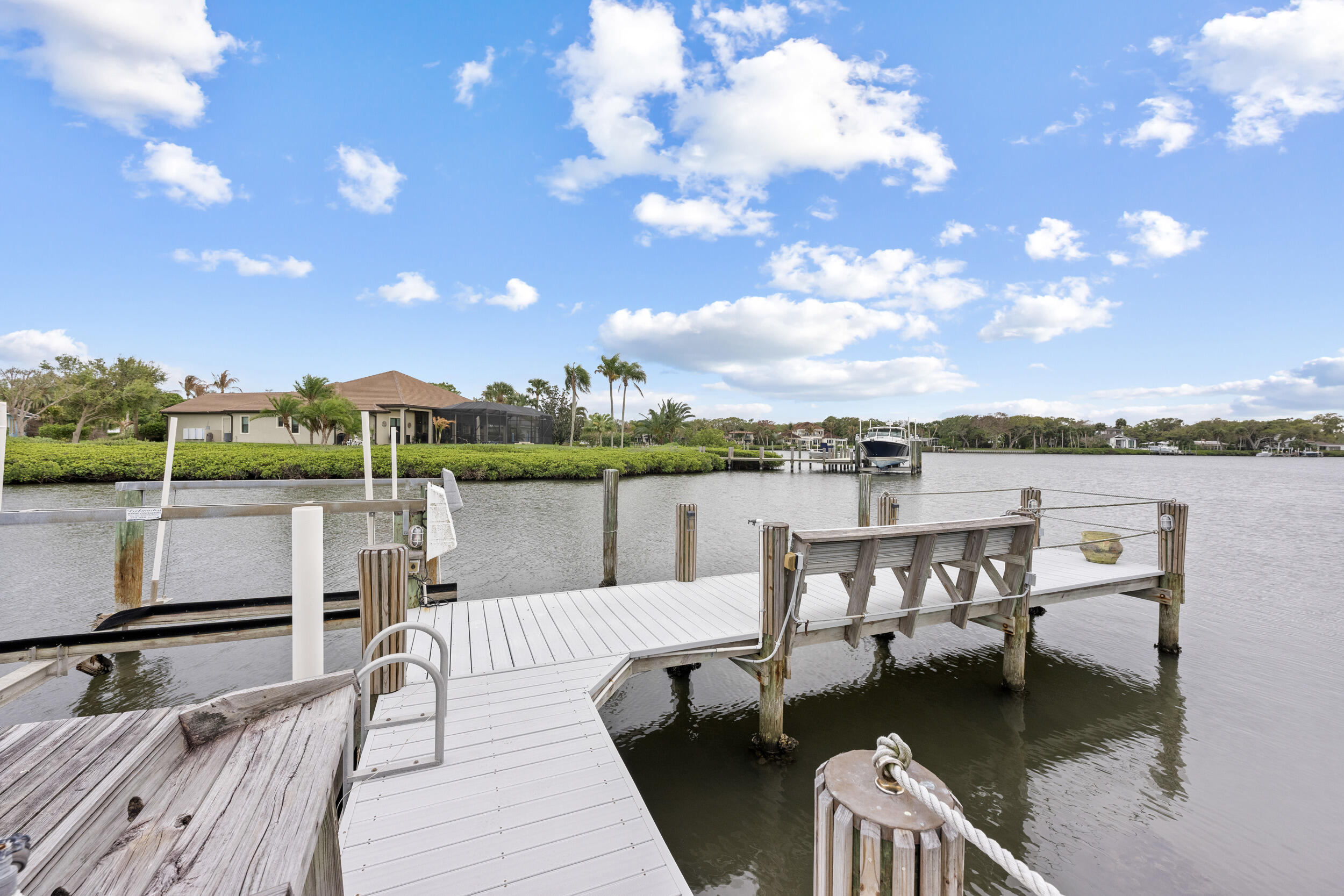 CACHE CAY SUBDIVISION - Residential