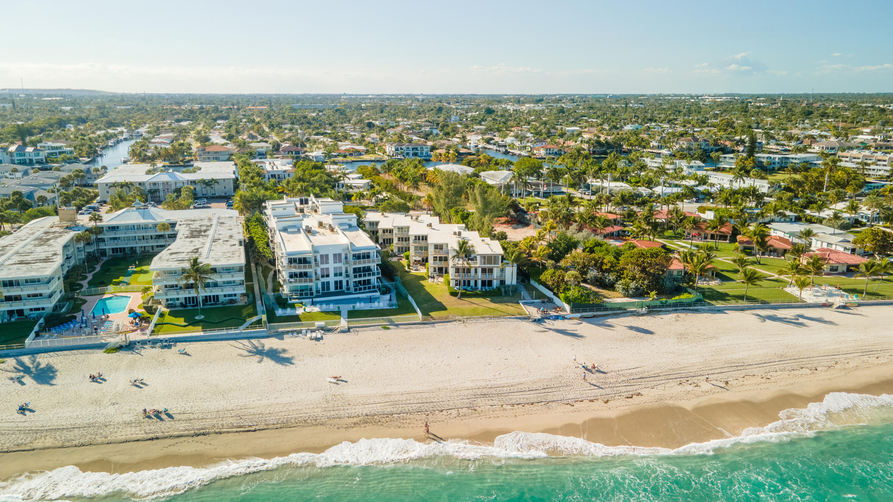 SHORELAND - Residential