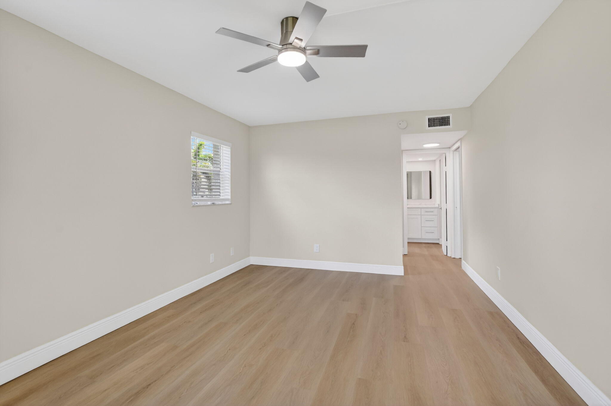 BARWOOD CONDO - Residential