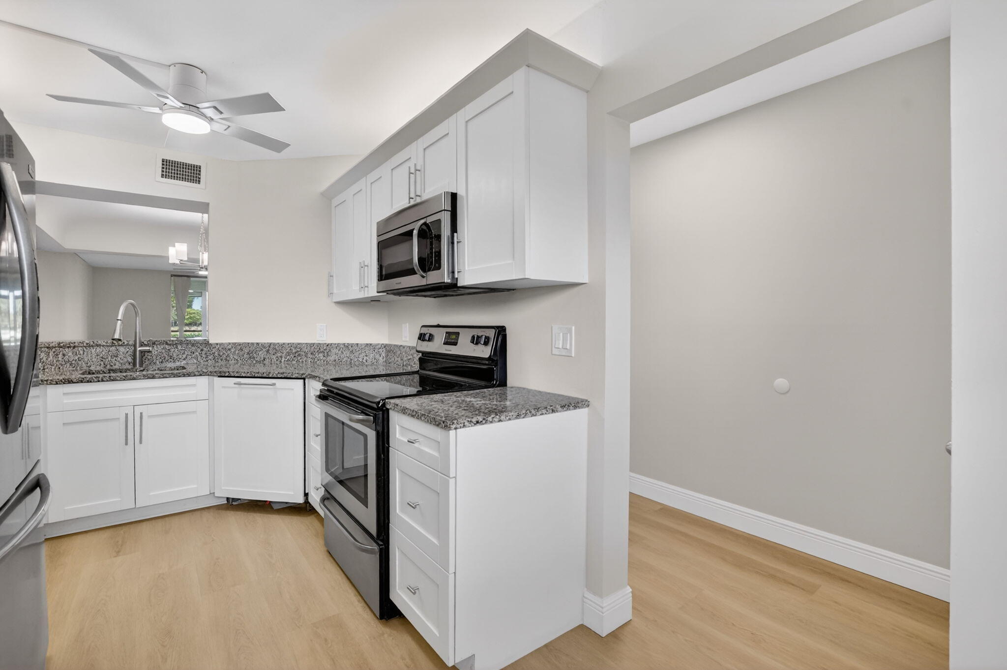 BARWOOD CONDO - Residential