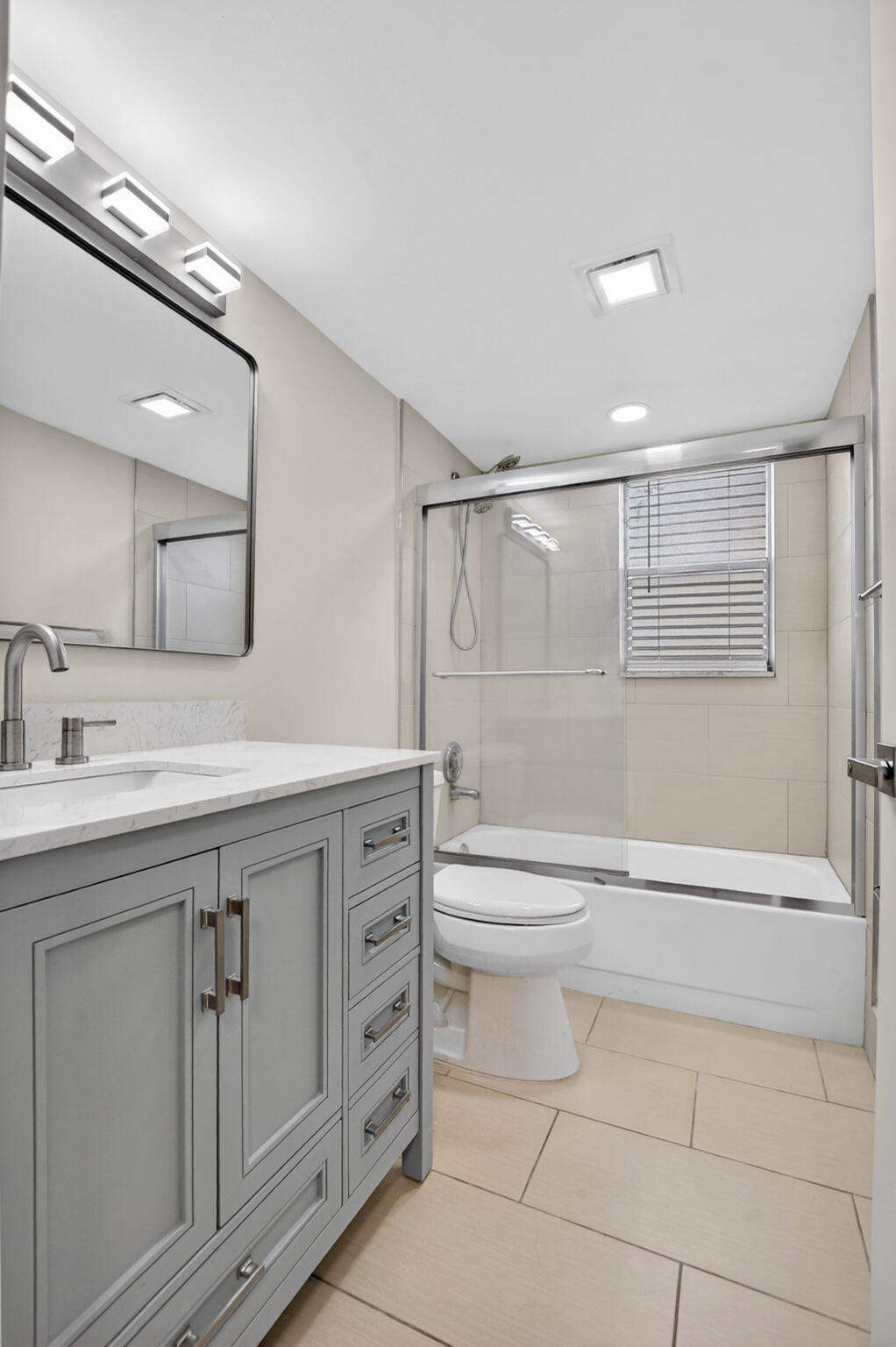 BARWOOD CONDO - Residential