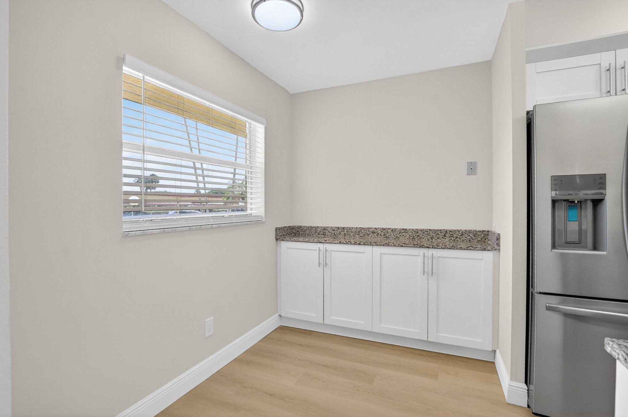 BARWOOD CONDO - Residential