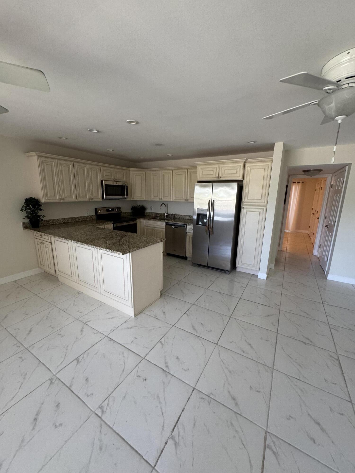 SUSSEX CONDO - Residential Lease