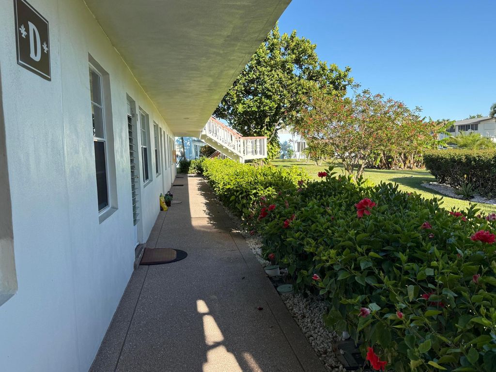 Photo of 81 Camden Drive #D, West Palm Beach, FL 33417 (MLS # B26007546)