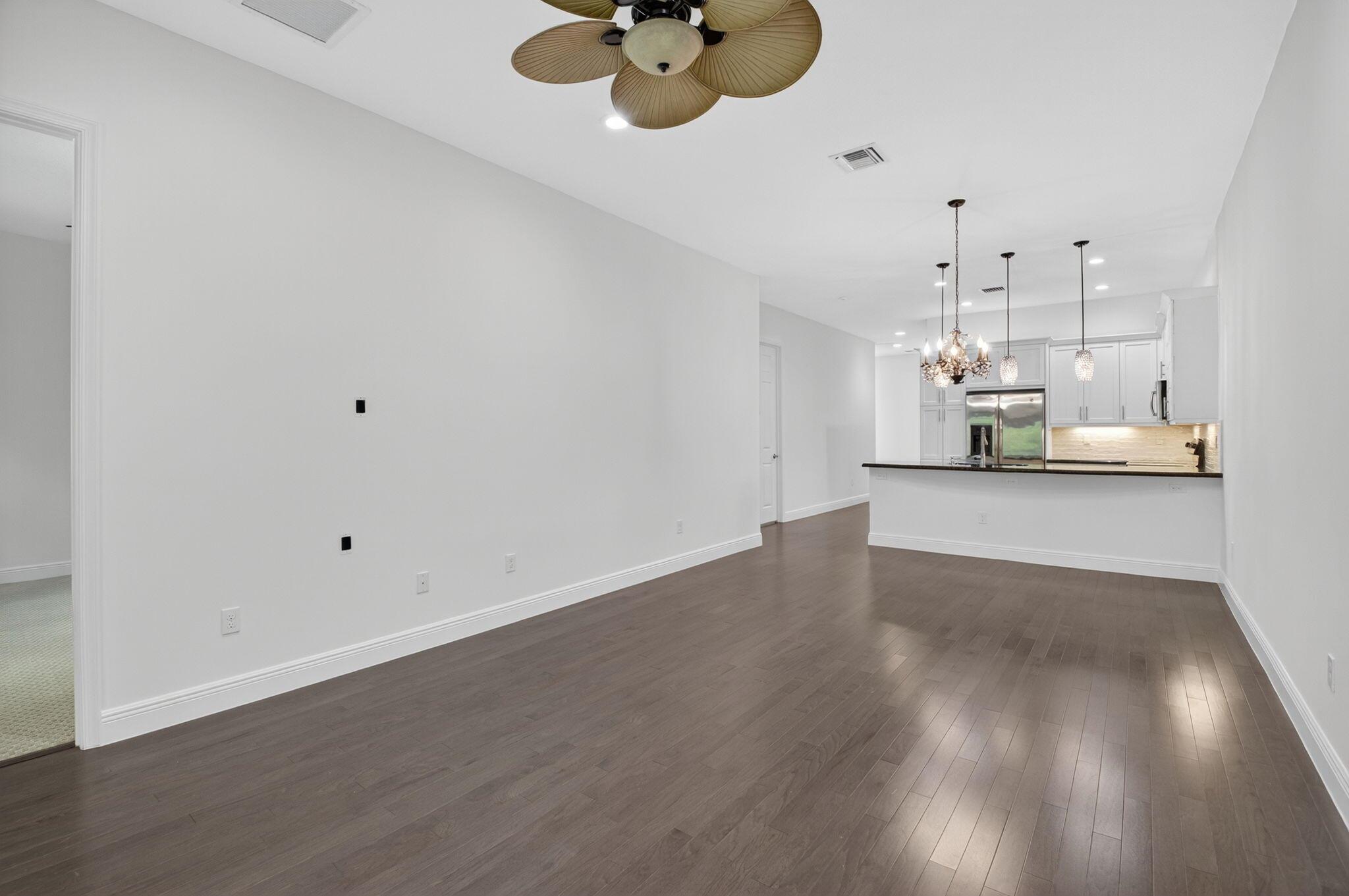 14907 Amerina Way