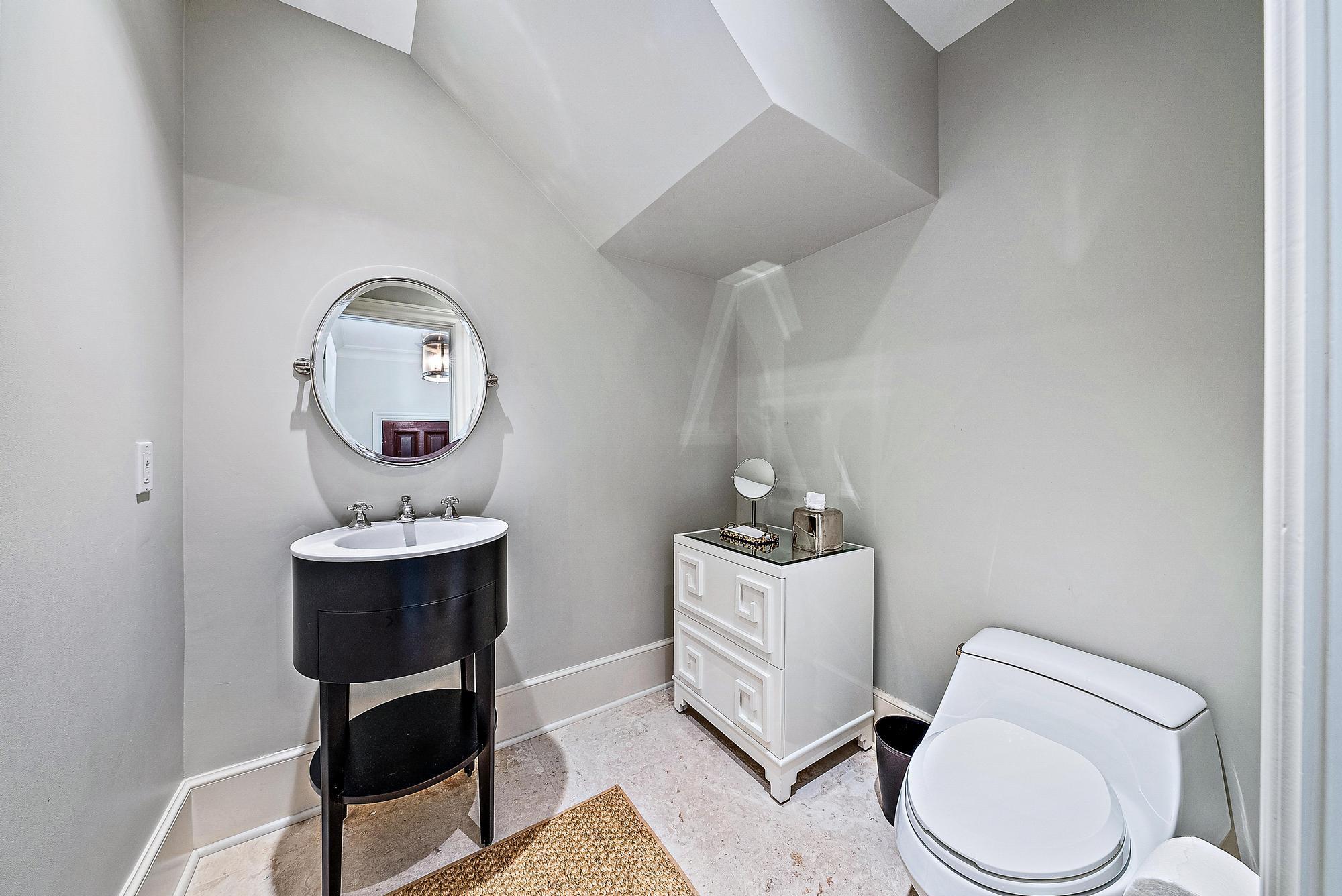 ROOTS - Residential Lease