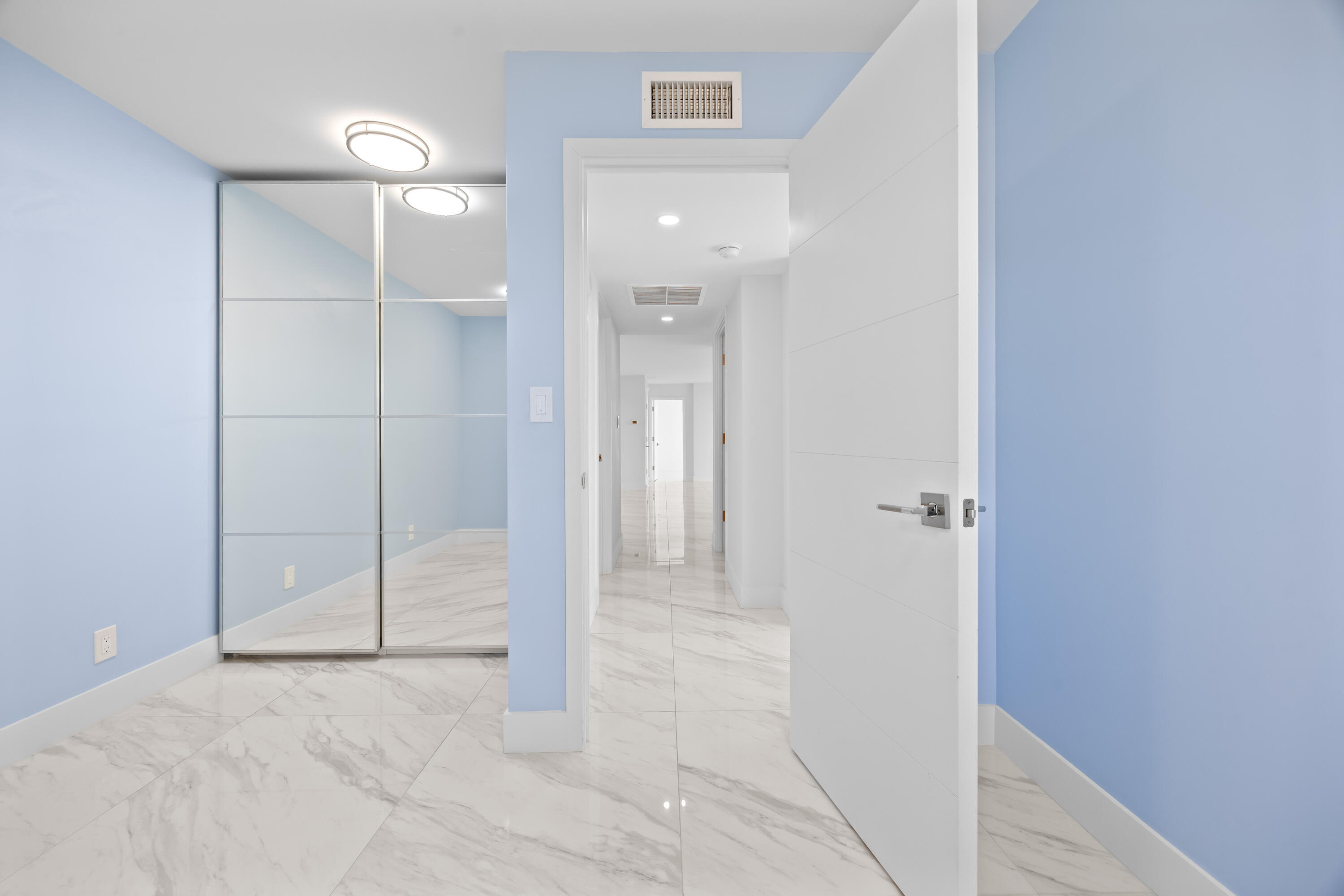 GOLDEN SURF TOWERS CONDO - Residential Lease