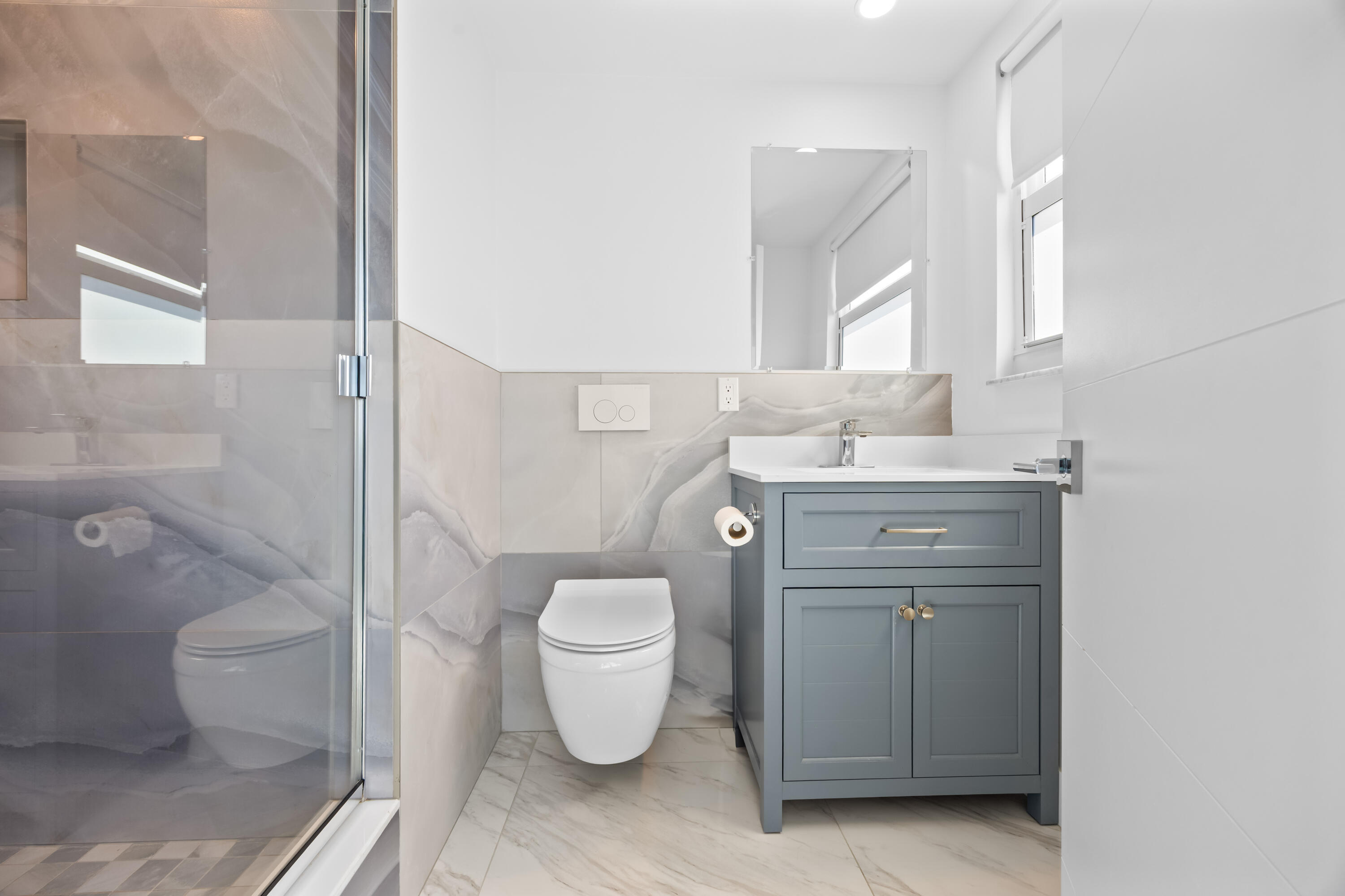 GOLDEN SURF TOWERS CONDO - Residential Lease