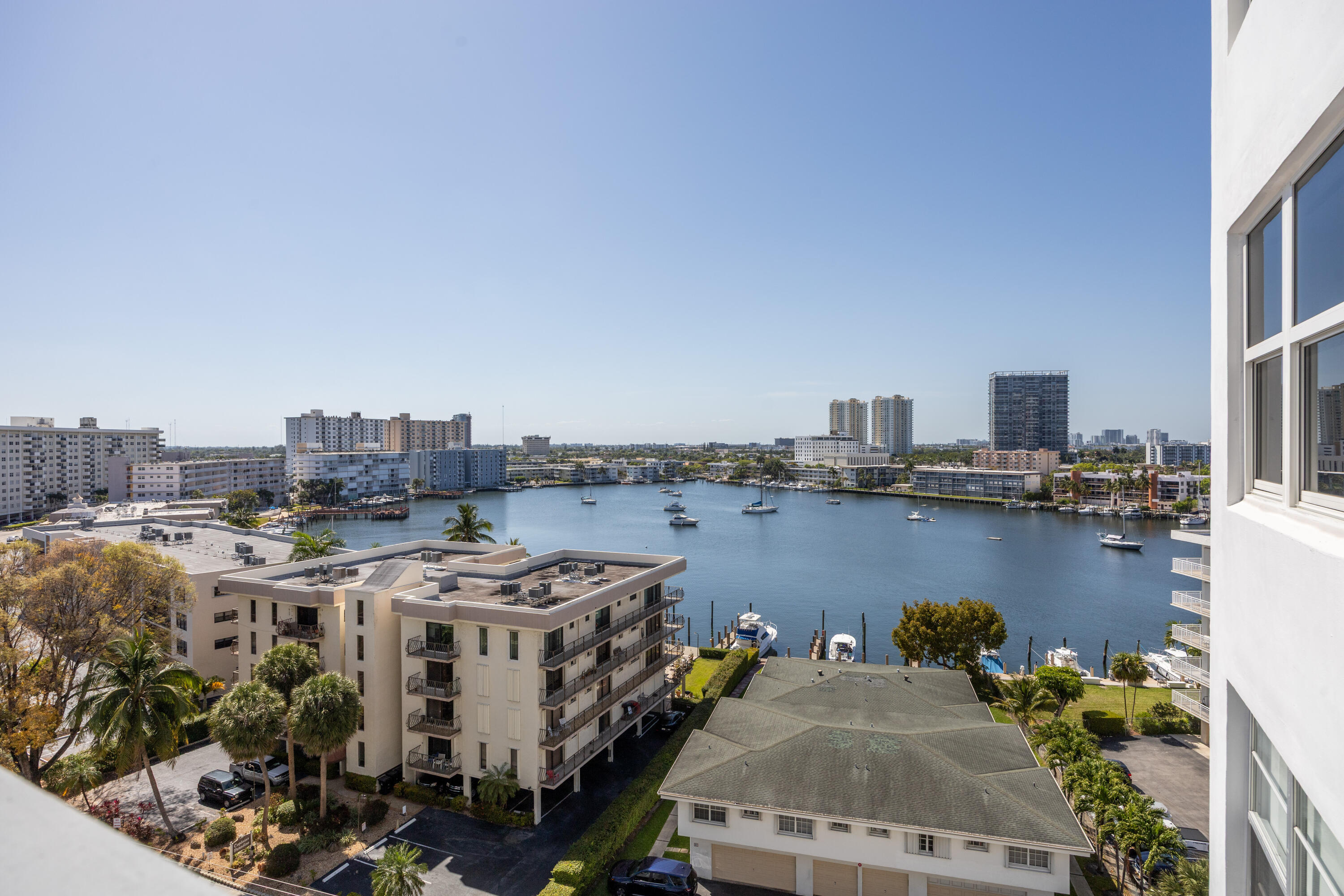 GOLDEN SURF TOWERS CONDO - Residential Lease