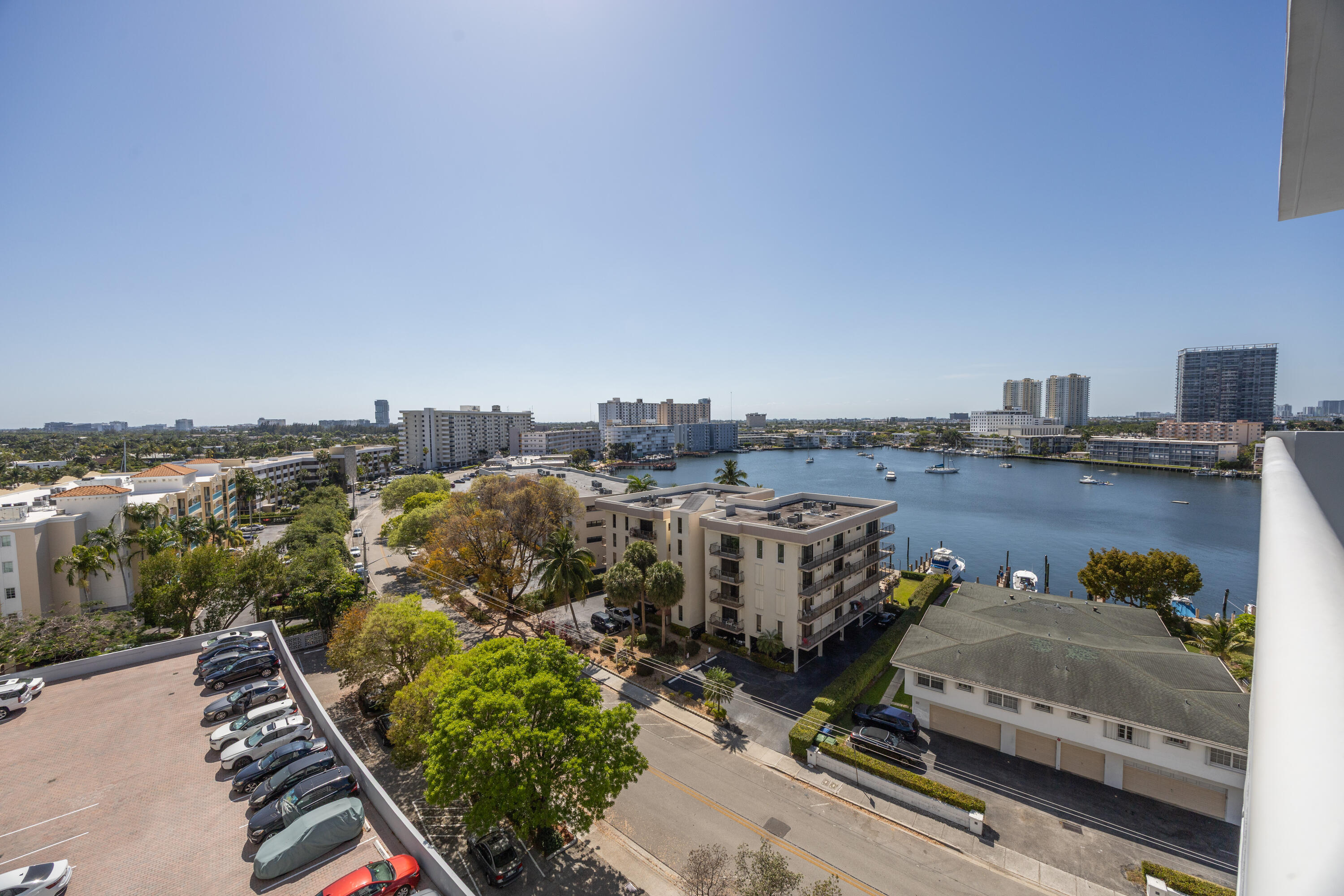 GOLDEN SURF TOWERS CONDO - Residential Lease